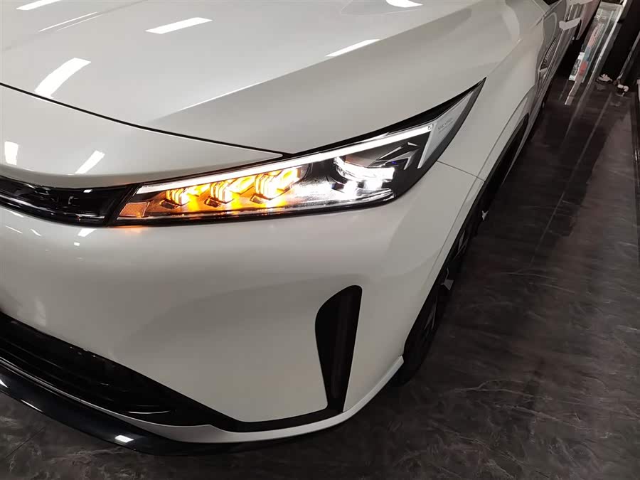 Roewe D5X DMH 2024 car image #25