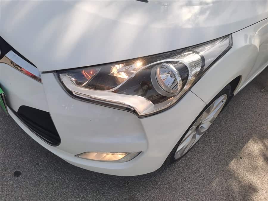 Hyundai Veloster 2015 #25 Hyundai Veloster 2015 car image #25