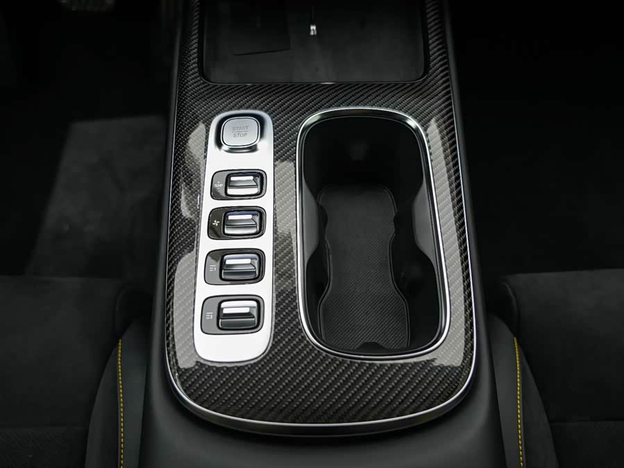 小米汽车 小米SU7 Ultra 2025 汽车图片 #25