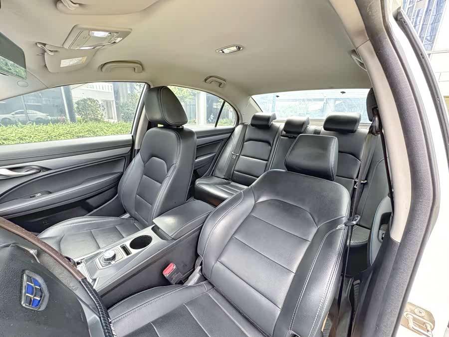 GEELY Emgrand New Energy 2018 #25 GEELY Emgrand New Energy 2018 car image #25