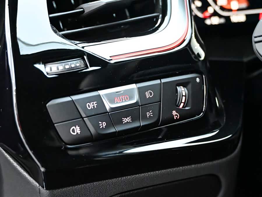 BMW Z4 2023 immagine di auto #25