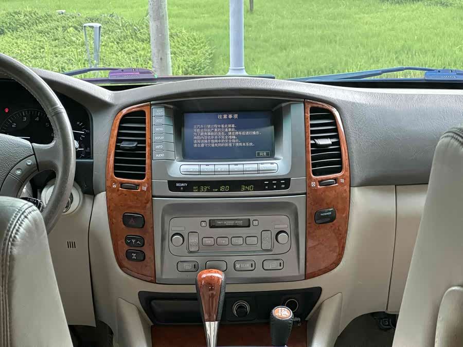 丰田 兰德酷路泽 2006 汽车图片 #25