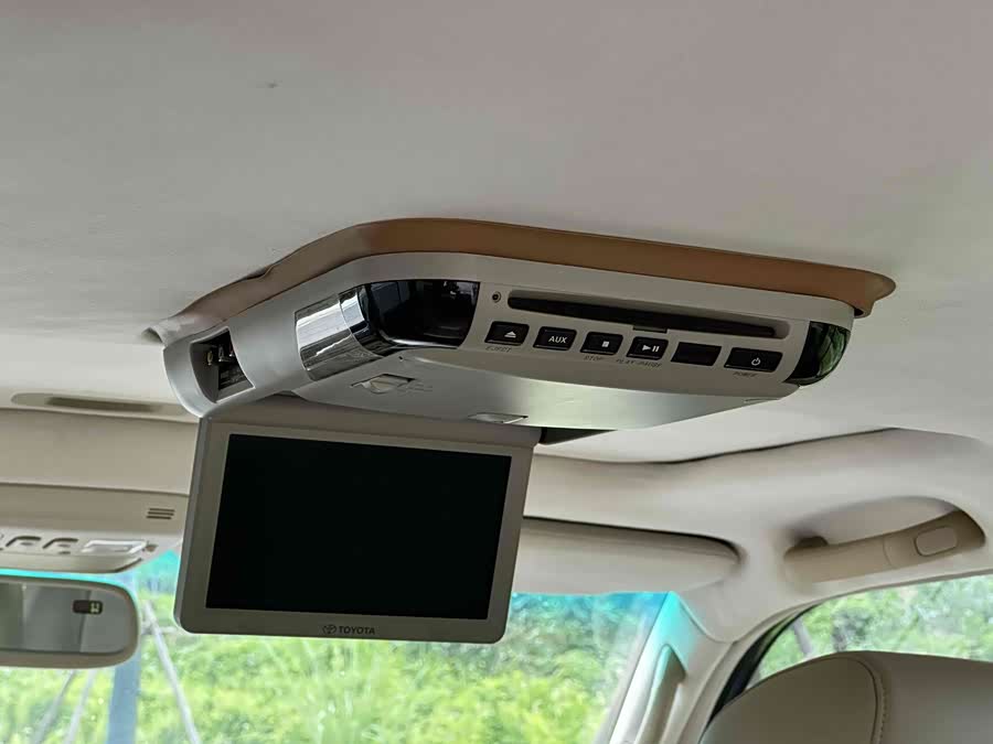 丰田 兰德酷路泽 2006 汽车图片 #25