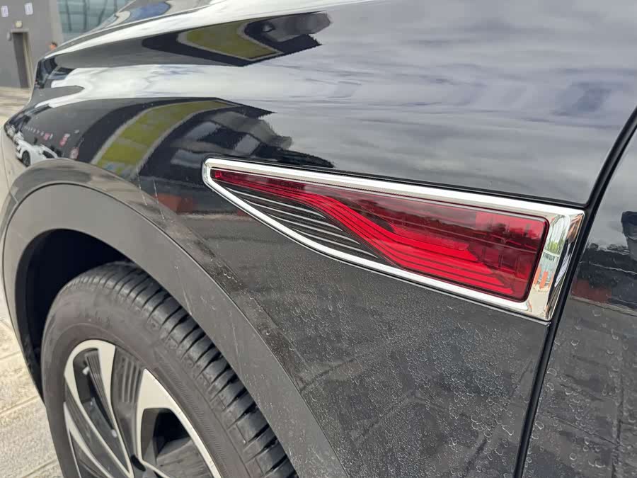 HongQi HS7 PHEV 2024 car image #25