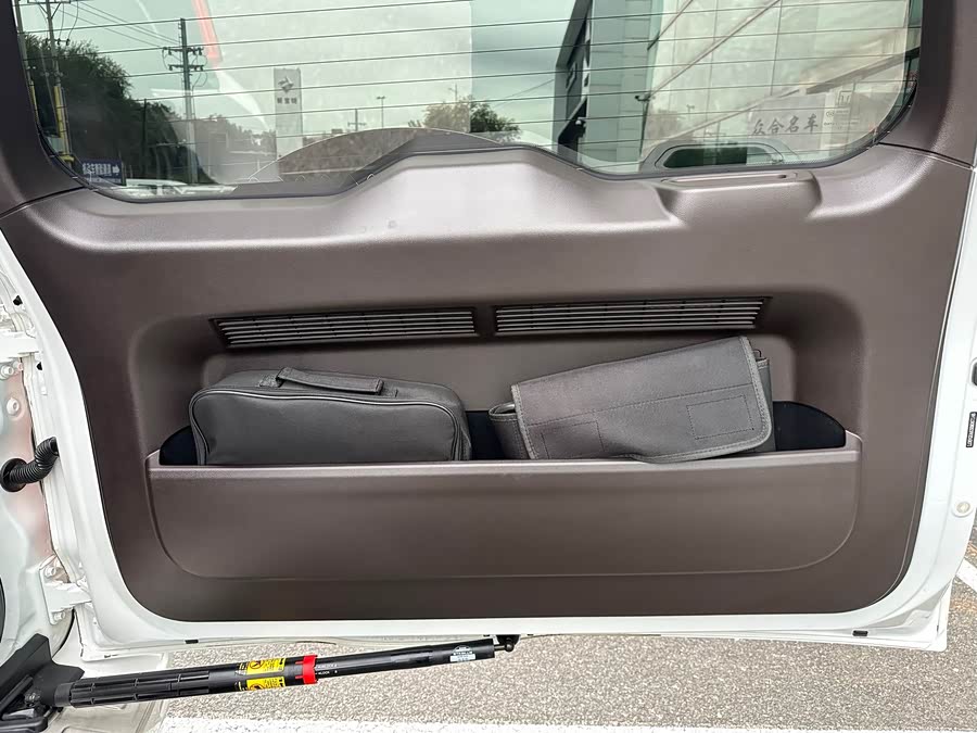 Tank 500 New Energy 2024 car image #25