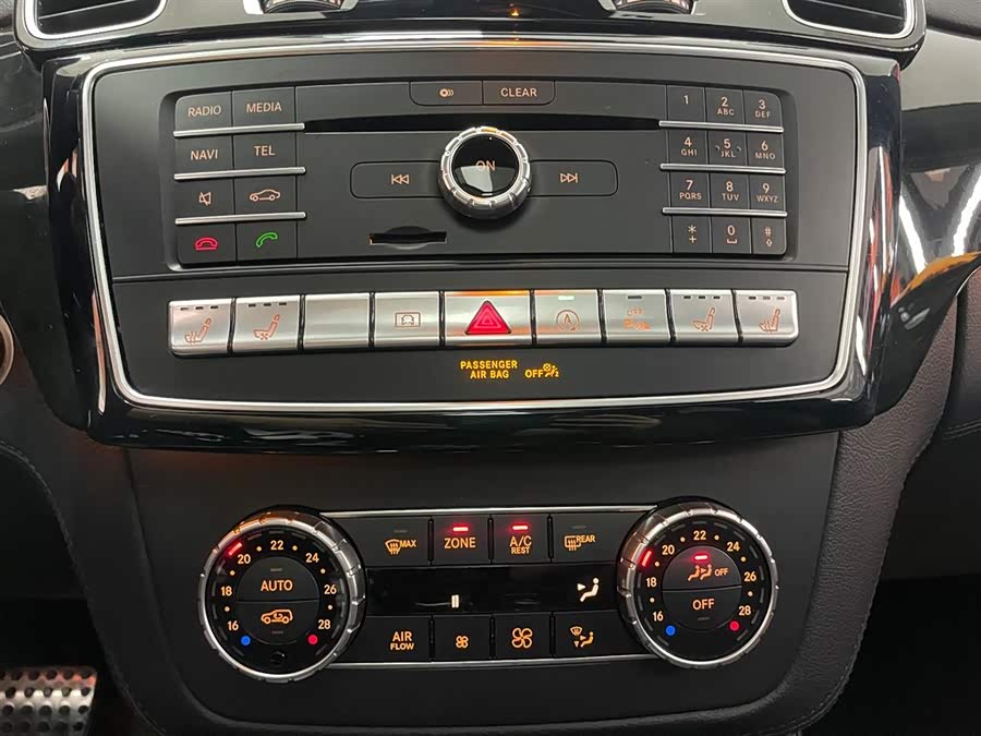 Mercedes-Benz GLS AMG 2019 car image #25