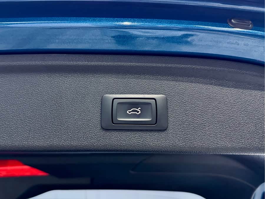 Audi A3 2021 car image #25