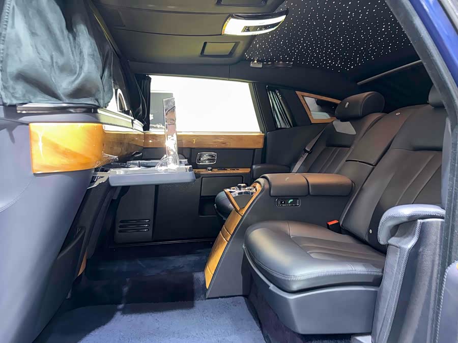 Rolls-Royce Phantom 2012 car image #25