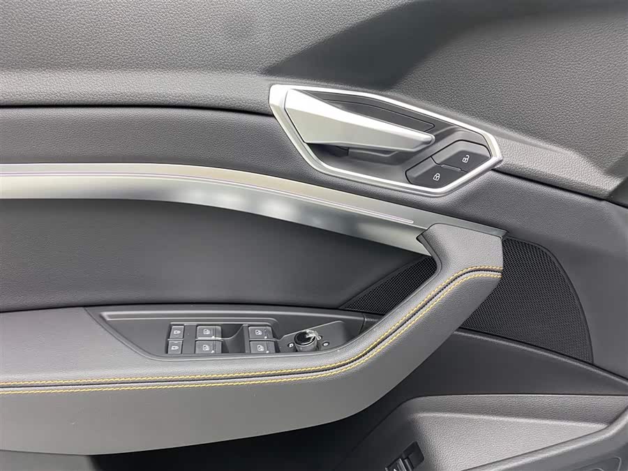 Mercedes-Benz SLK AMG 2025 #25 Mercedes-Benz SLK AMG 2025 صورة سيارة #25