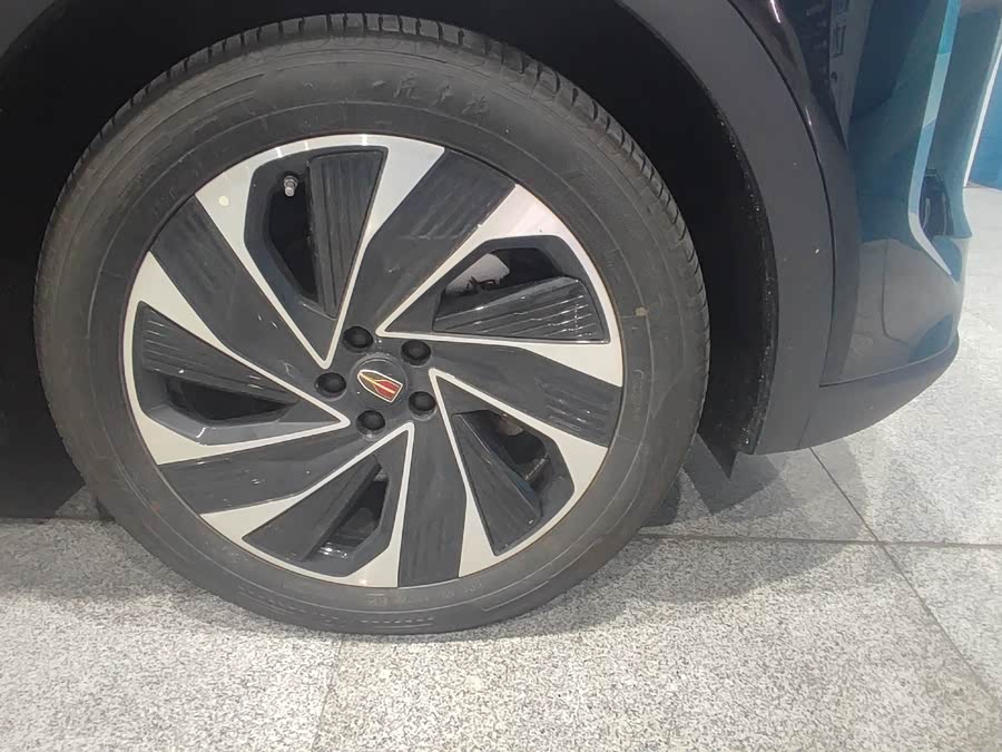 HongQi HS7 PHEV 2024 car image #25