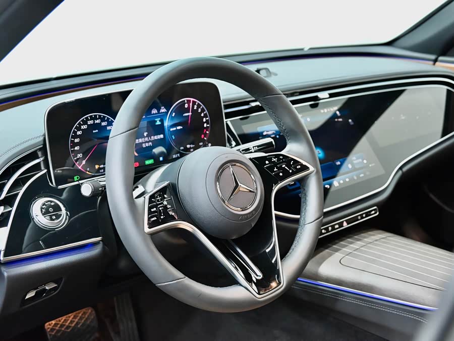 Mercedes-Benz E Class New Energy 2024 immagine di auto #25