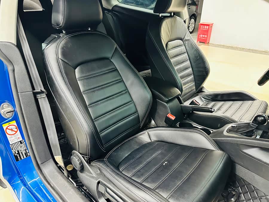 Volkswagen Scirocco 2011 #25 Volkswagen Scirocco 2011 изображение автомобиля #25