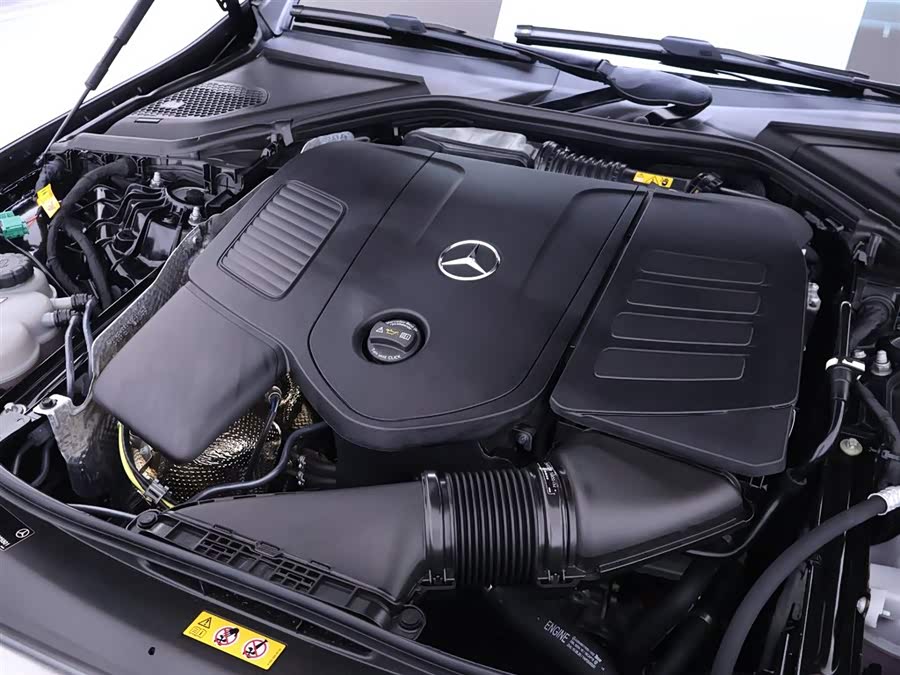 Mercedes-Benz E Class New Energy 2024 car image #25