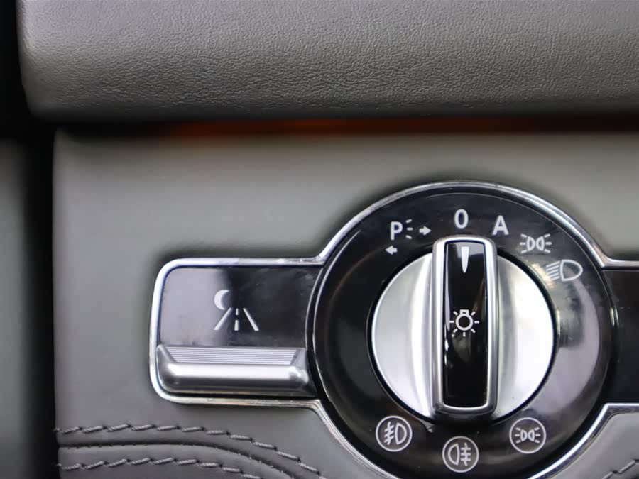 Mercedes-Benz CL Class 2009 car image #25