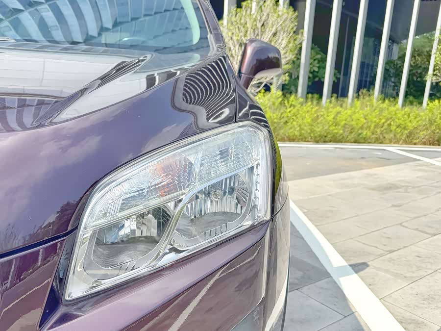Chevrolet Tracker 2015 #25 Chevrolet Tracker 2015 immagine di auto #25