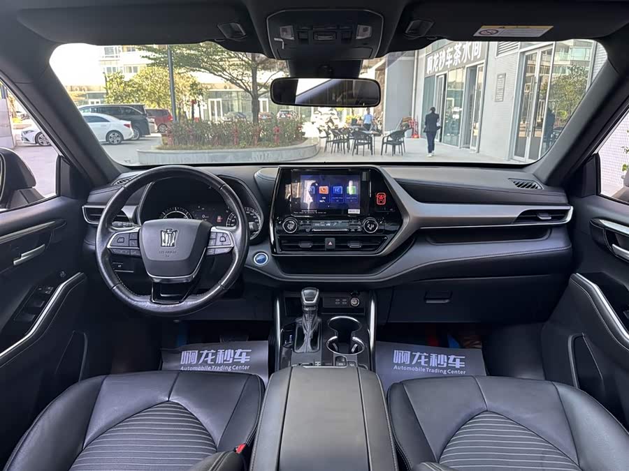 Toyota Crown Kluger 2021 car image #25