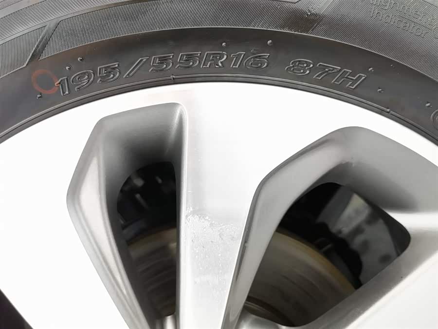 Kia Rio Cross 2019 car image #25