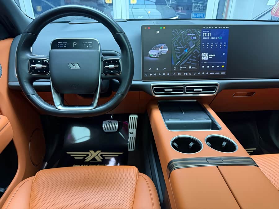 Li L9 2024 صورة سيارة #25