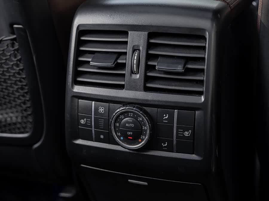 Mercedes-Benz GL AMG 2015 #25 Mercedes-Benz GL AMG 2015 изображение автомобиля #25