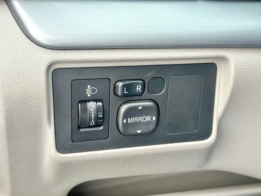 Changan Alsvin V5 2014 car image #25