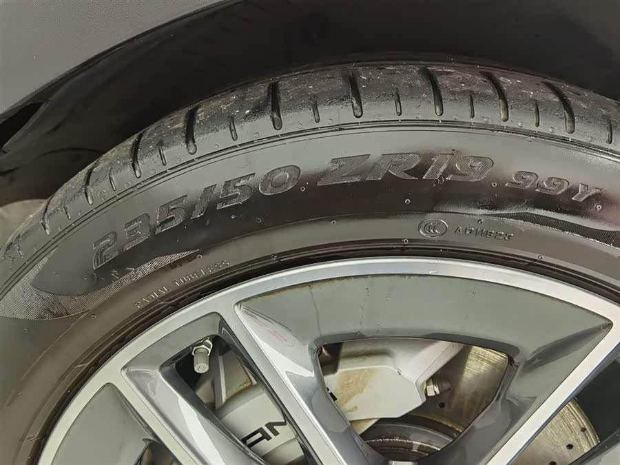 Mercedes-Benz GLB AMG 2023 immagine di auto #25