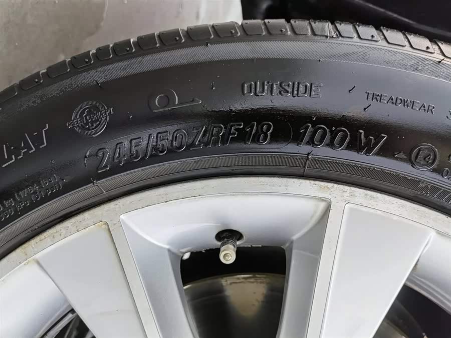 BMW 5 Series GT 2014 #25 BMW 5 Series GT 2014 immagine di auto #25