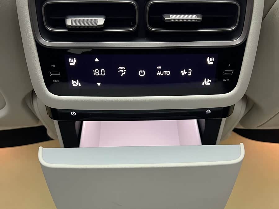 理想汽车 理想i6 2025 汽车图片 #25