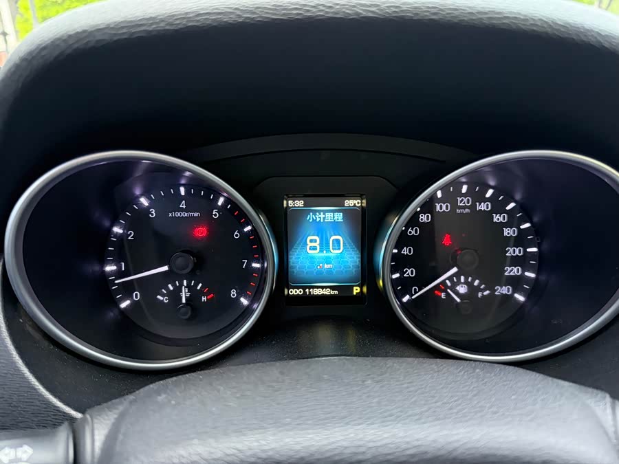 Haval H6 Coupe 2015 car image #25