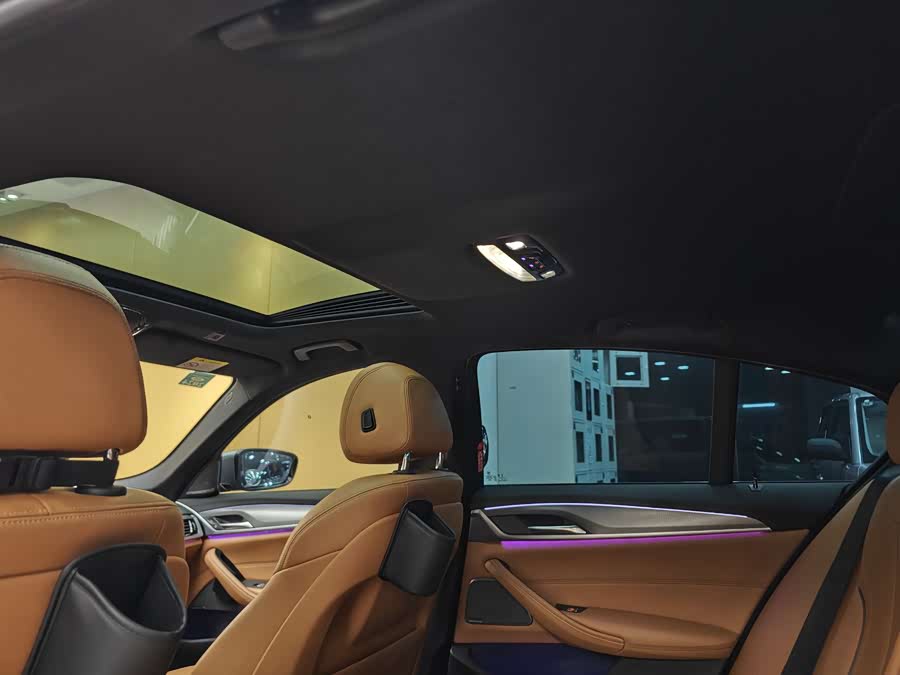 BMW 5 Series (Imported) 2020 car image #25