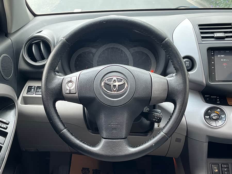 Toyota RAV4 (Imported) 2008 #25 Toyota RAV4 (Imported) 2008 image de voiture #25