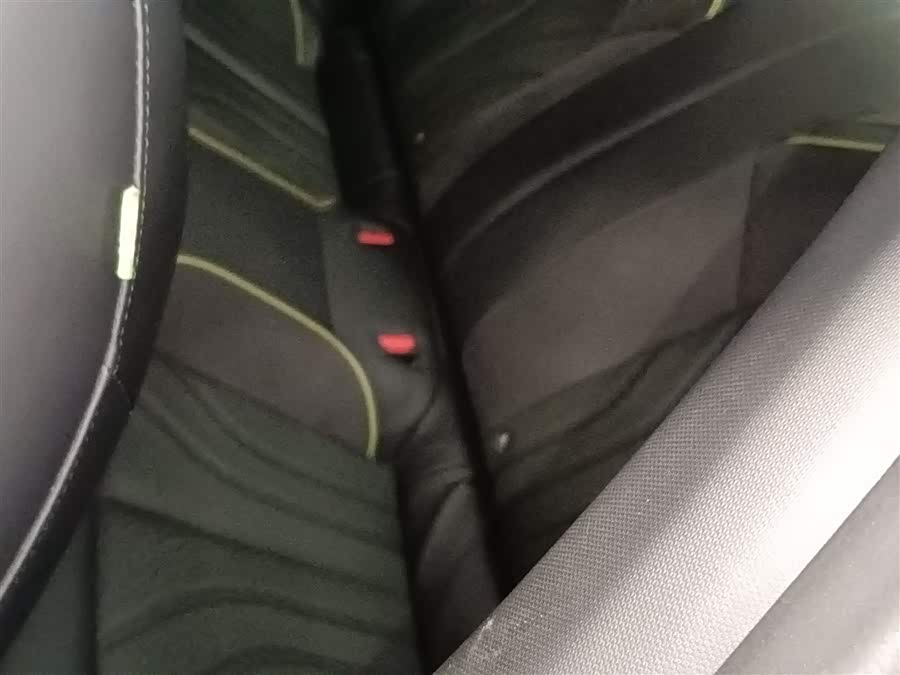 哪吒汽车 哪吒GT 2024 汽车图片 #25