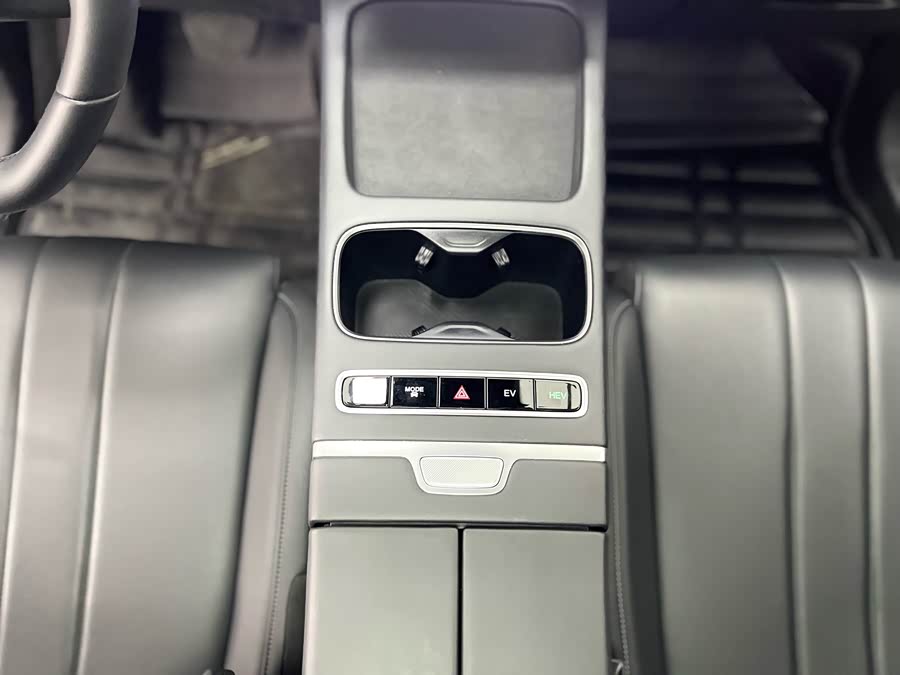 Chery Exploration 06 C-DM 2024 #25 Chery Exploration 06 C-DM 2024 immagine di auto #25