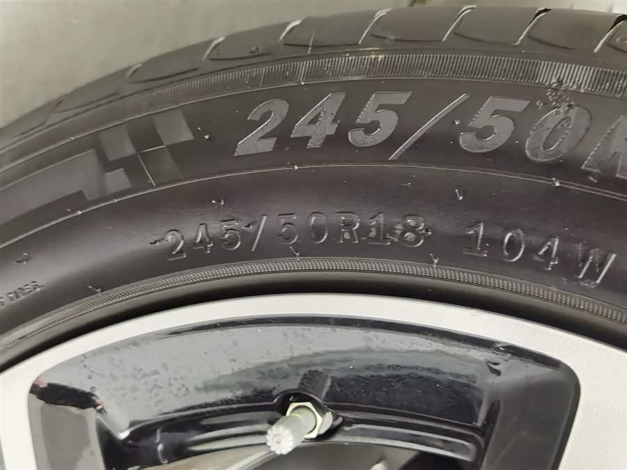 HongQi EH7 2024 #25 HongQi EH7 2024 car image #25