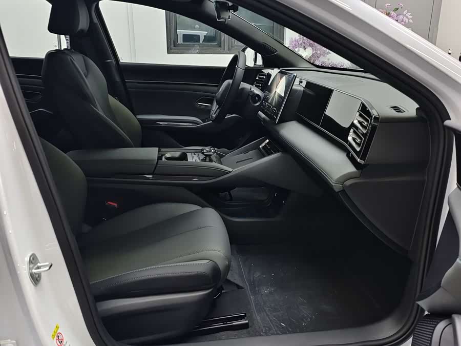 BYD Qin L 2025 car image #25