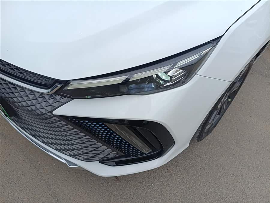 GEELY Emgrand L HiP 2023 immagine di auto #25