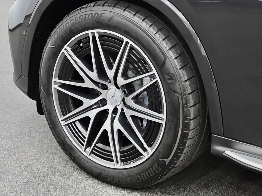 Mercedes-Benz GLC AMG 2025 car image #25