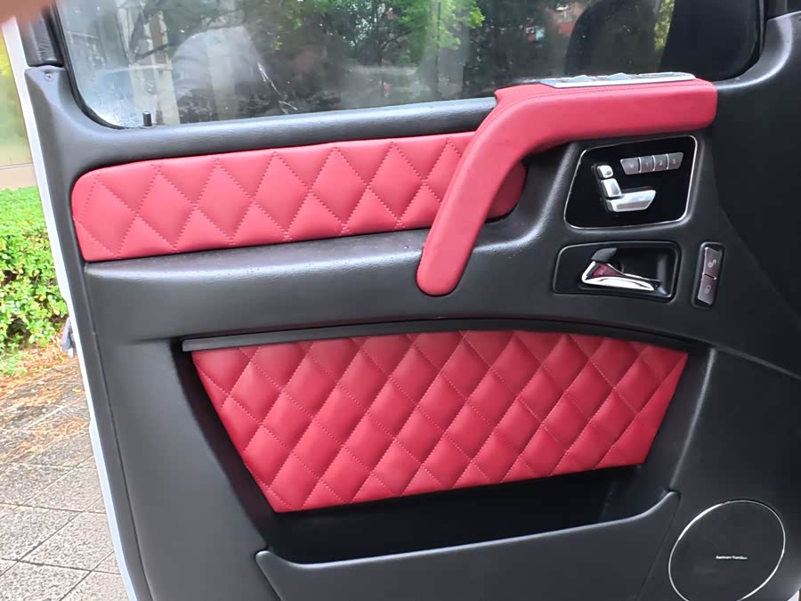 Mercedes-Benz G Class 2017 immagine di auto #25