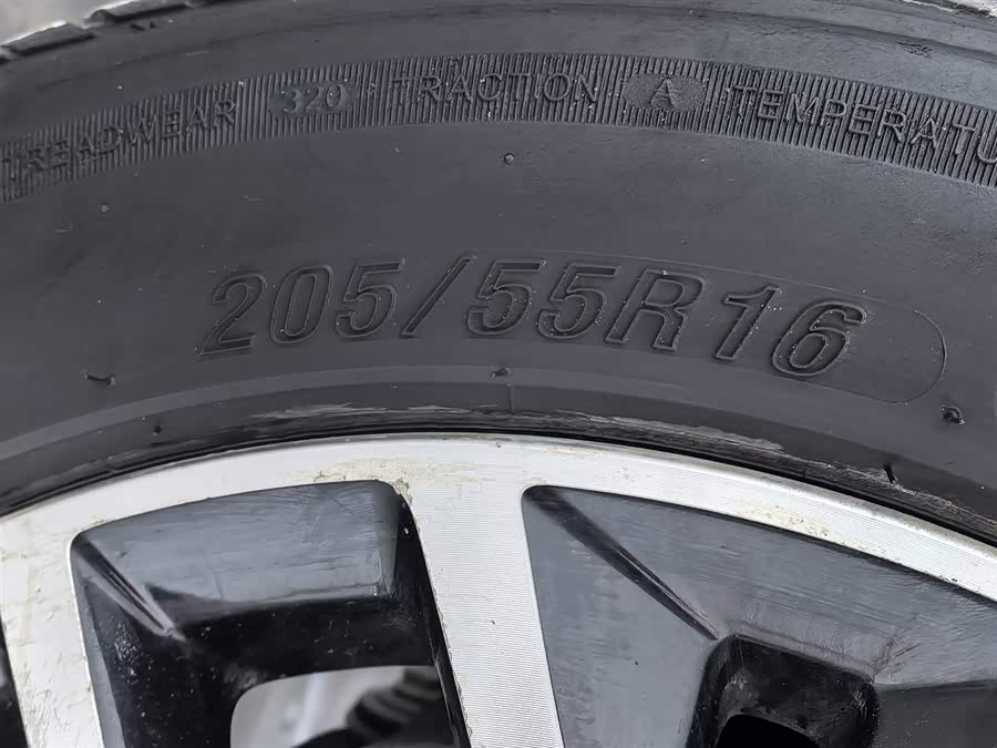 Volkswagen Cross Lavida 2014 immagine di auto #25