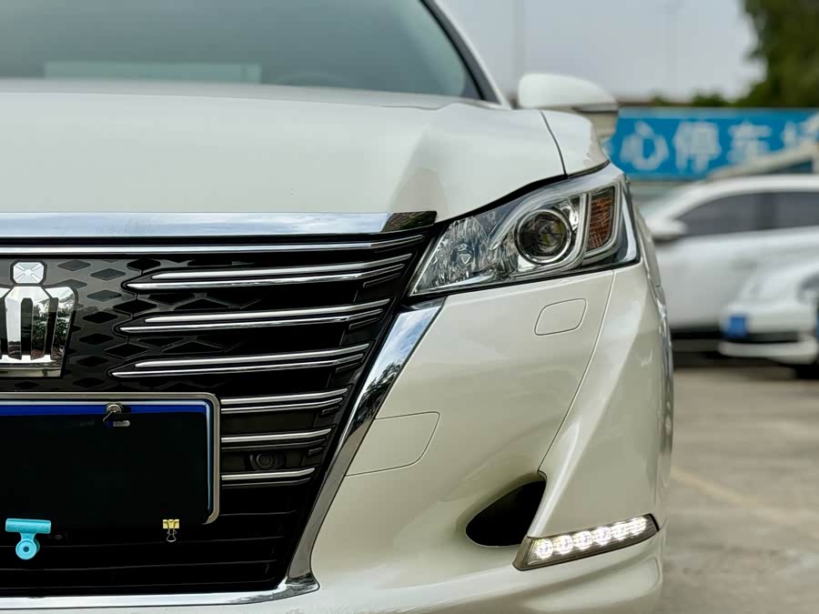 丰田 皇冠 2017 汽车图片 #25