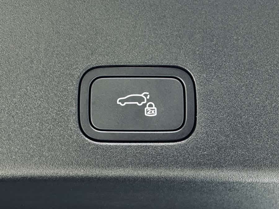 理想汽车 理想i6 2025 汽车图片 #25