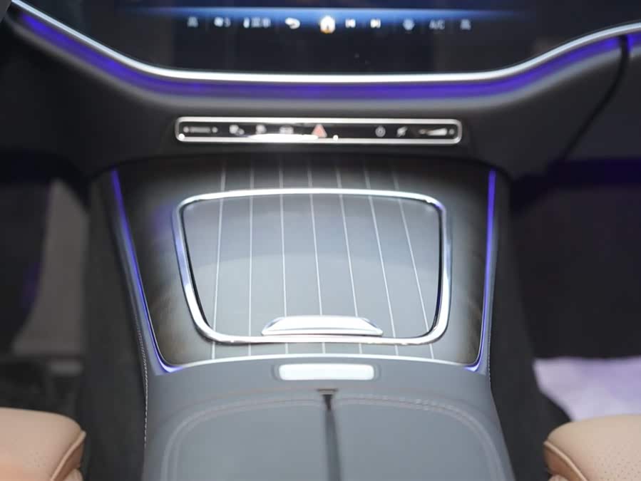 Mercedes-Benz E Class New Energy 2025 car image #25