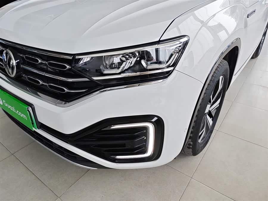 Volkswagen Tayron GTE 2020 #25 Volkswagen Tayron GTE 2020 car image #25