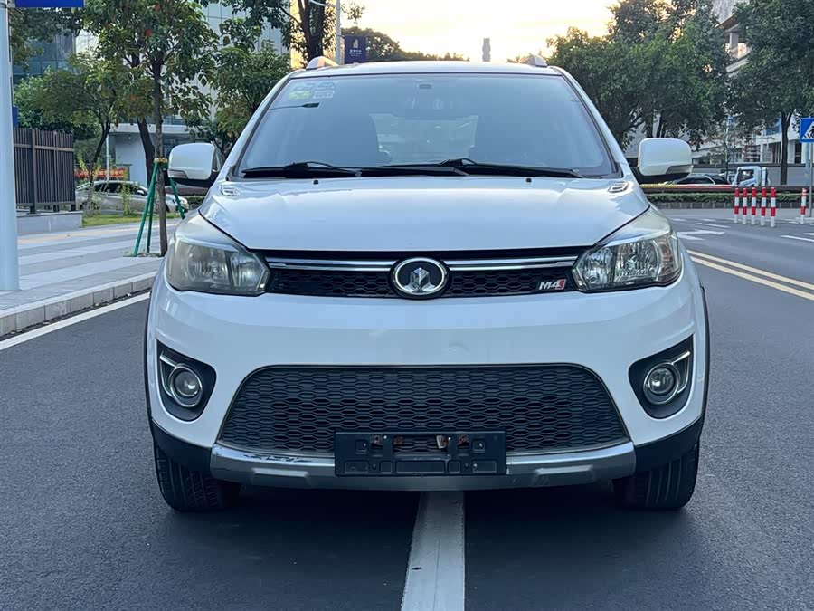 Great Wall M4 2013 car image #25