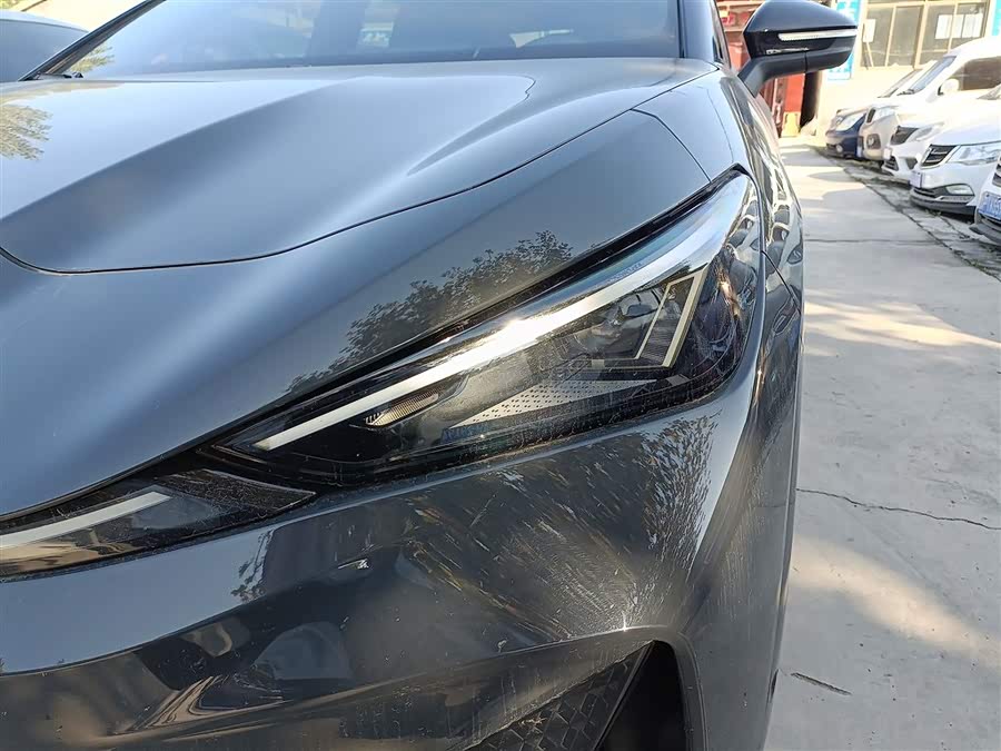 Volkswagen ID.UNYX 06 2024 imagem de carro #25