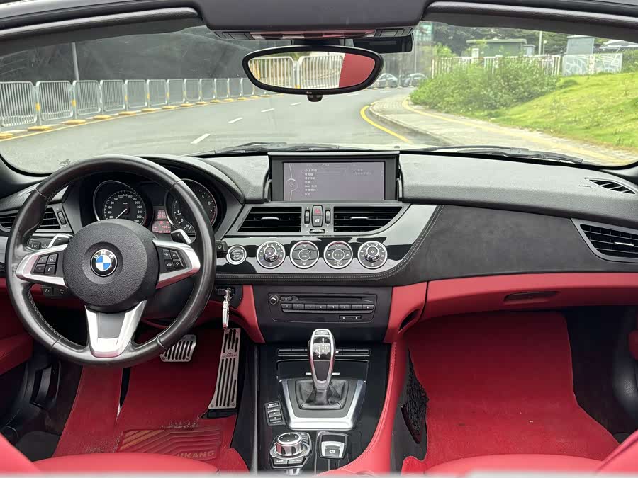 BMW Z4 2013 car image #25