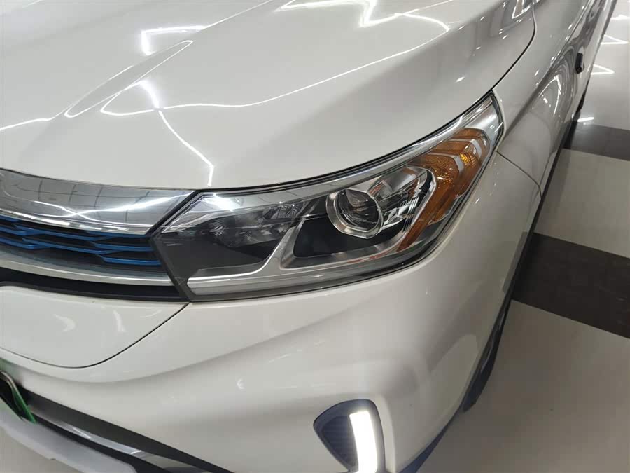 GAC ix4 2018 #25 GAC ix4 2018 car image #25