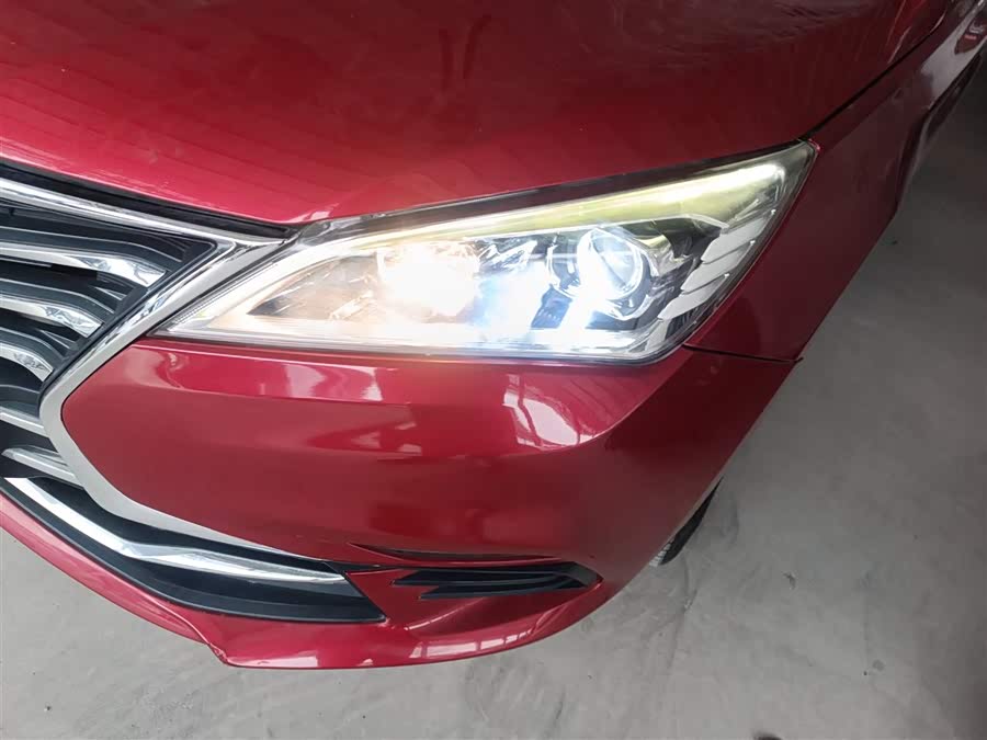 Changan Eado DT 2018 car image #25