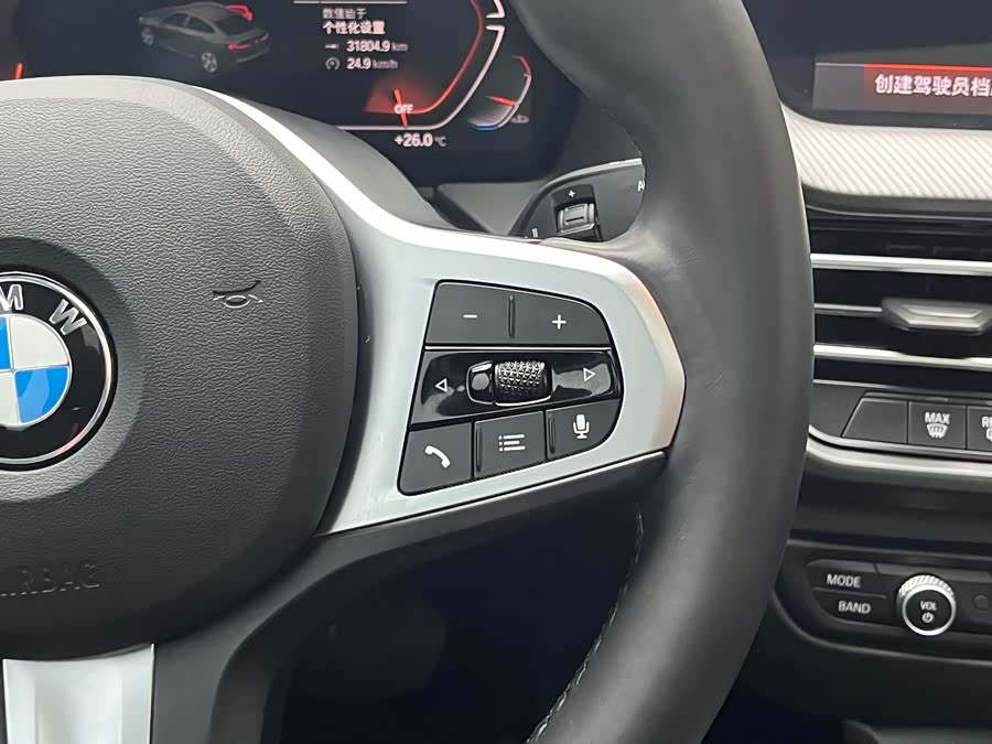 BMW 2 Series (Imported) 2024 immagine di auto #25