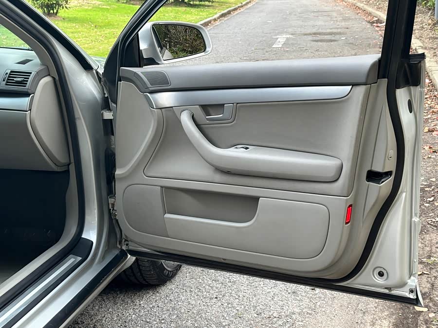 Audi A4 2007 car image #25