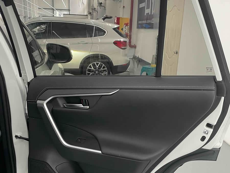 丰田 RAV4荣放 2021 汽车图片 #25